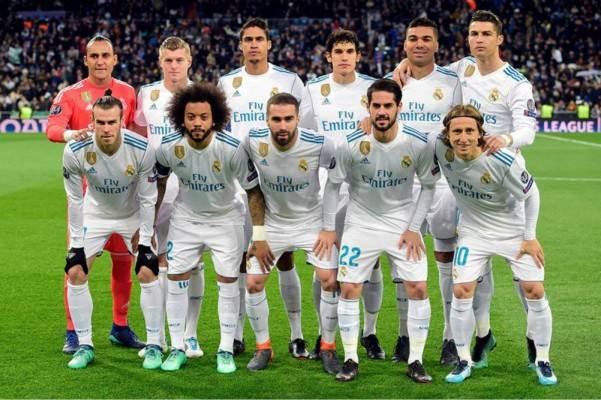 2026世界杯，球迷的假牙在欢呼时飞出